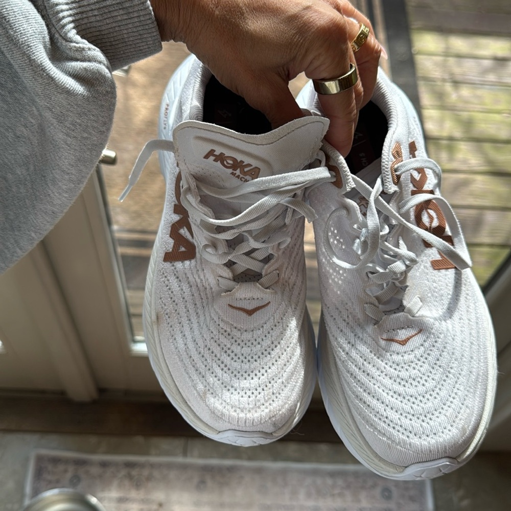 HOKA Mach 5 women’s running sneakers size 8